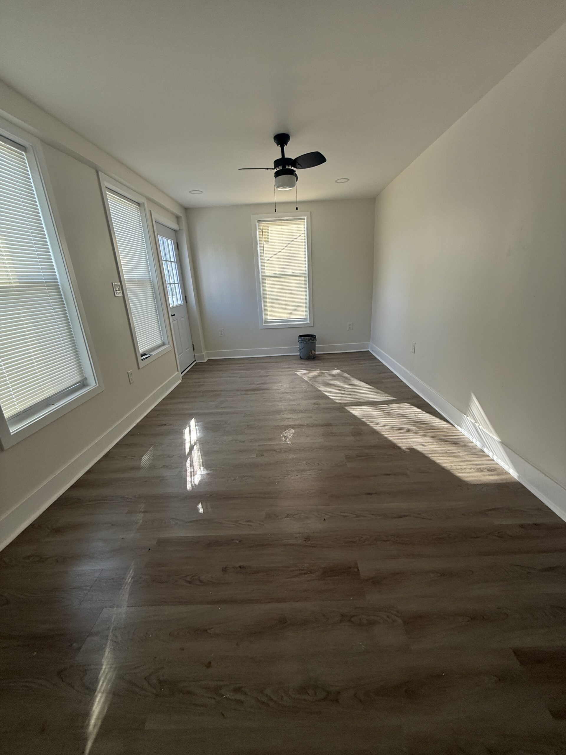 808 Winston Ave interior
